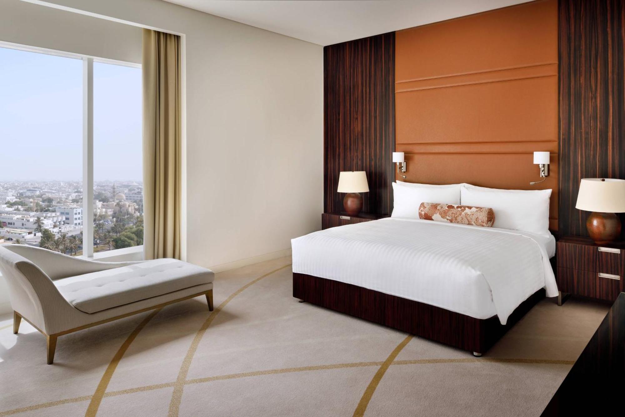 Marriott Downtown Hotel 5*