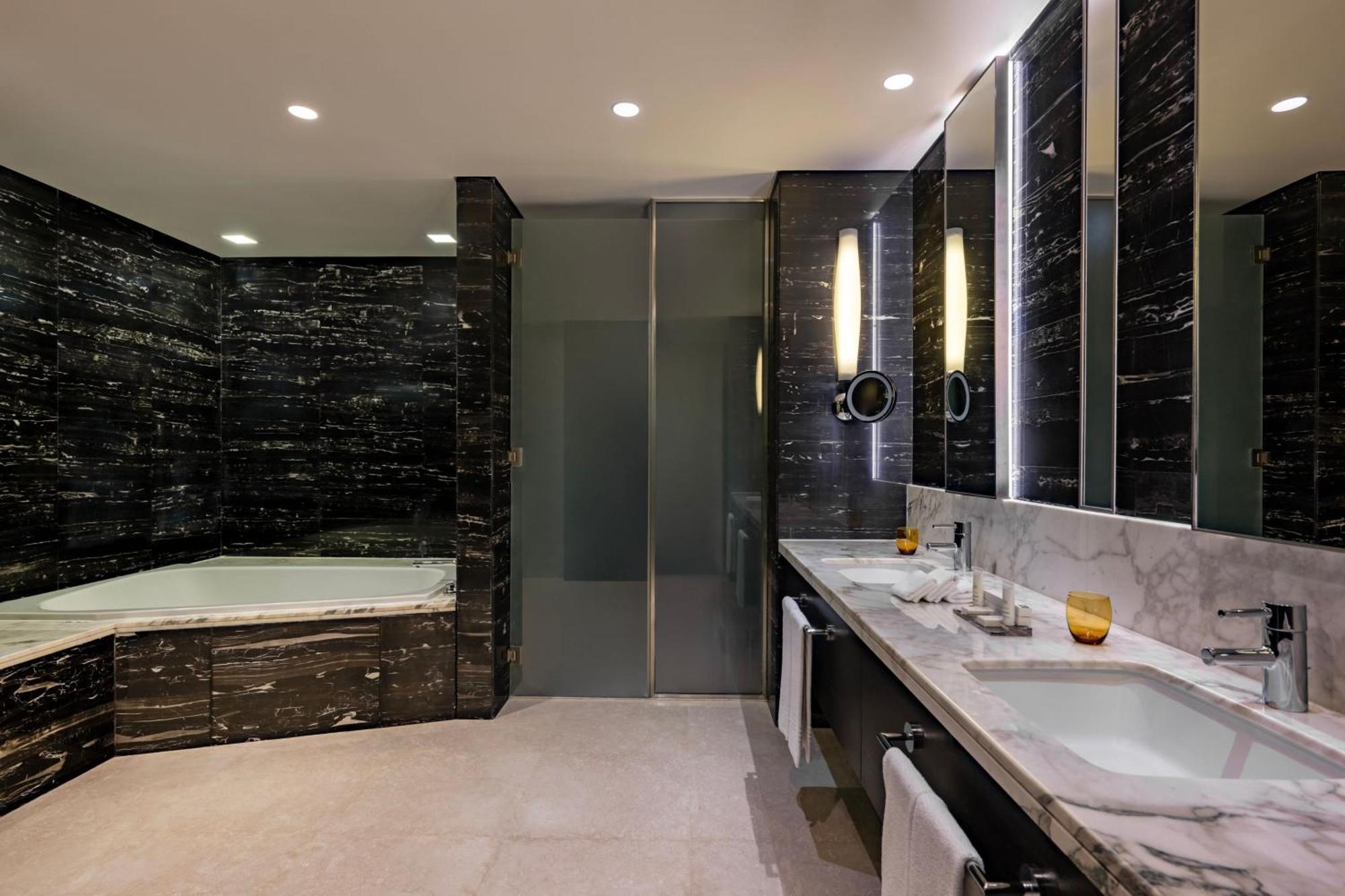 Hotel Marriott Downtown Abu Dhabi